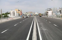 Sau 7 năm đợi chờ, Cầu Bà Hom sẽ thông xe vào ngày 27-1