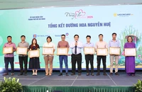 Tổng kết Đường hoa Nguyễn Huệ 2025: Vượt kỳ vọng, đón lượng khách kỉ lục