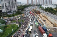 Nguyên nhân ùn ứ giao thông khi cấm xe máy vào đường dẫn cao tốc TP.HCM - Long Thành - Dầu Giây