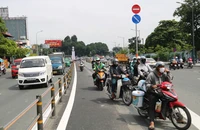 Sau điều chỉnh tổ chức giao thông, khu vực mũi tàu Trường Chinh - Cộng Hòa có còn ùn ứ?
