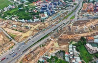 Tất bật trên đại công trường nút giao Tân Vạn, thông xe kỹ thuật cuối năm nay