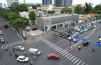 Vạch mắt võng phát huy hiệu quả, TP.HCM kẻ thêm tại nhiều giao lộ
