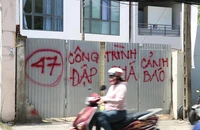 Hối hả giải phóng mặt bằng dự án cầu đường Nguyễn Khoái