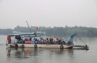 Người dân phấn khởi vì bến đò Bình Quới hoạt động lại, hết cảnh đi đường vòng