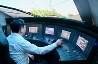 Toàn cảnh Phòng mô phỏng điều khiển và khai thác đường sắt tốc độ cao