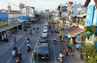 Ngày nghỉ cuối Tết Dương lịch, dòng người tấp nập trở lại TP.HCM