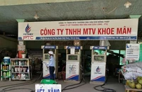 Góc khuất khiến thị trường xăng dầu 'lạ lùng'