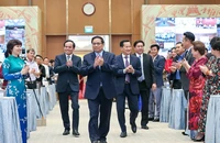 Thủ tướng gặp mặt giới doanh nhân Việt Nam 