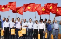 Chủ tịch nước Võ Văn Thưởng thăm và làm việc tại huyện đảo Cô Tô, Quảng Ninh