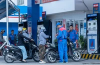 Chính phủ quyết định chi tạm ứng 8.000 tỉ đồng cho Quỹ bình ổn giá xăng dầu