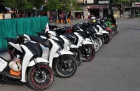 Định vị xe máy giá rẻ, lắp nhanh, chất lượng cao tại Vcomcar