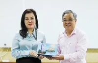 Hiệp hội Doanh nghiệp TP.HCM chúc tết và trao đổi thông tin với VWS
