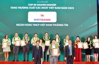 Vietbank 4 năm liền vào 'Top 50 Doanh nghiệp tăng trưởng xuất sắc nhất Việt Nam'