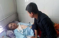Tài xế đánh gãy tay cảnh sát giao thông rồi bỏ trốn