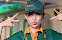 Hồ Xuân Trúc: 'Nếu không thể sống cho người, thì hãy nghĩ cho người!'