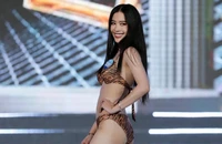 Nam Em và 37 thí sinh trình diễn bikini vào chung kết Miss World Vietnam 2022
