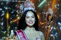 Huỳnh Thị Thanh Thủy đăng quang Hoa hậu Việt Nam 2022 