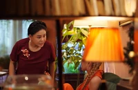 Nhà bà Nữ vào top 10 phim ăn khách nhất thế giới tuần qua; Ngọc Châu chưa tốt nghiệp ĐH, phía Hoa hậu Hoàn vũ VN nói gì?