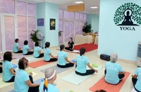 Vietcombank Huế đồng hành cùng câu lạc bộ yoga dành cho nữ bệnh nhân ung thư tại bệnh viện Trung ương Huế