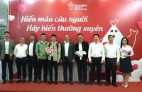 EVNGENCO1 hưởng ứng Tuần lễ hồng EVN lần thứ X