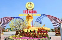 Đường Hoa Xuân Tiền Giang: Điểm đến hấp dẫn phục vụ nhân dân vui xuân, đón tết