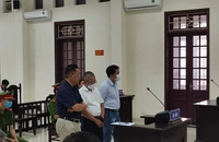 Không phạt tù cựu nhà báo, công an về tội lợi dụng quyền tự do, dân chủ...