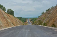 Cao tốc Cam Lộ - La Sơn chậm thông xe kỹ thuật 