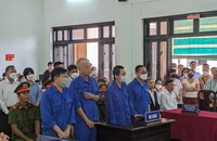Hoãn xử vụ đưa, nhận hối lộ ở Cảng hàng không quốc tế Phú Bài