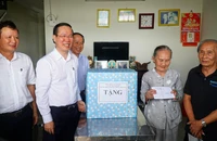 Ông Võ Văn Thưởng dự ngày hội Đại đoàn kết toàn dân tộc tại Huế