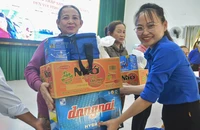 Ngư dân Quảng Trị: Ánh sáng đèn trên biển mang đến món quà rất ý nghĩa