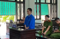 Bí thư đoàn xã làm 'cò đất' lừa tiền nhiều người