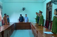 Khởi tố nguyên lãnh đạo, nhân viên phòng giao dịch 1 ngân hàng ở Quảng Trị