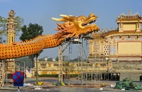 Lộ diện linh vật rồng ở Huế