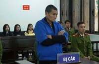 Đòi lại 200 ngàn tiền góp nhậu, cháu chém chú ruột trọng thương