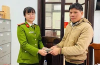 Hành động đẹp của anh thợ xây ở Huế