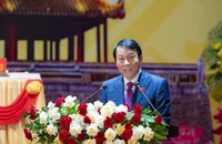 Đại tướng Lương Tam Quang dự và chỉ đạo Đại hội Đảng bộ TP Huế