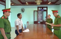 2 cán bộ phường ở Huế bị bắt về tội nhận hối lộ