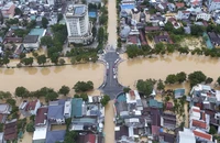 Từ nông thôn đến đô thị ở Huế trải qua trận lụt lịch sử chưa từng có