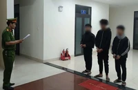 3 thiếu niên dùng hung khí đe dọa, ép thiếu nữ quan hệ tình dục