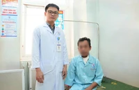 Sâu răng không điều trị, người đàn ông bị hoại tử lan xuống ngực