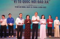 Chương trình giao lưu 'Vì tổ quốc nơi đảo xa'