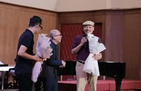 Nhạc sĩ Trần Tiến khen ngợi hết lời với màn trình diễn 'Ngựa ô thương nhớ' của Saigon Choir
