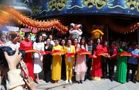 Sân khấu của Minh Nhí và Việt Hương sẽ là nơi 'chiêu hiền đãi sĩ'