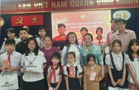 NSND Kim Cương cùng chương trình 'Nghệ sĩ tri âm' hỗ trợ nghệ sĩ lão thành dịp Tết