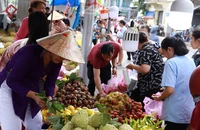 Lý do tuần lễ trái cây 'Trên bến dưới thuyền' nhưng người dân không thể xuống thuyền