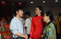 NSƯT Vũ Luân cùng đông đảo nghệ sĩ dự giỗ tổ sân khấu và hướng về đồng bào vùng lũ