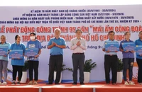 Trao 95 căn nhà mang tên 'Mái ấm công đoàn' cho người lao động TP.HCM