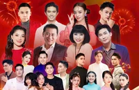 NSND Tạ Minh Tâm cùng các nghệ sĩ 'Hát cùng thành phố trẻ' khép lại đại lễ 30-4