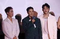 Ca sĩ Thanh Duy chấp nhận bị chê khi hoá thân thành Drag Queen trong 'Dưới đáy hồ'