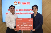Ca sĩ Hà Anh Tuấn ủng hộ 50.000 USD hỗ trợ bà con bị ảnh hưởng bởi bão số 10